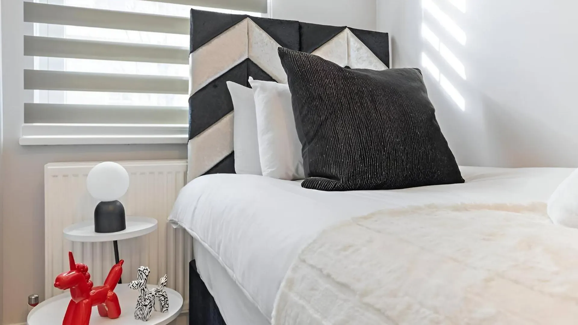City Sophistication Chic 3-Br For Modern Living London 0*,  United Kingdom