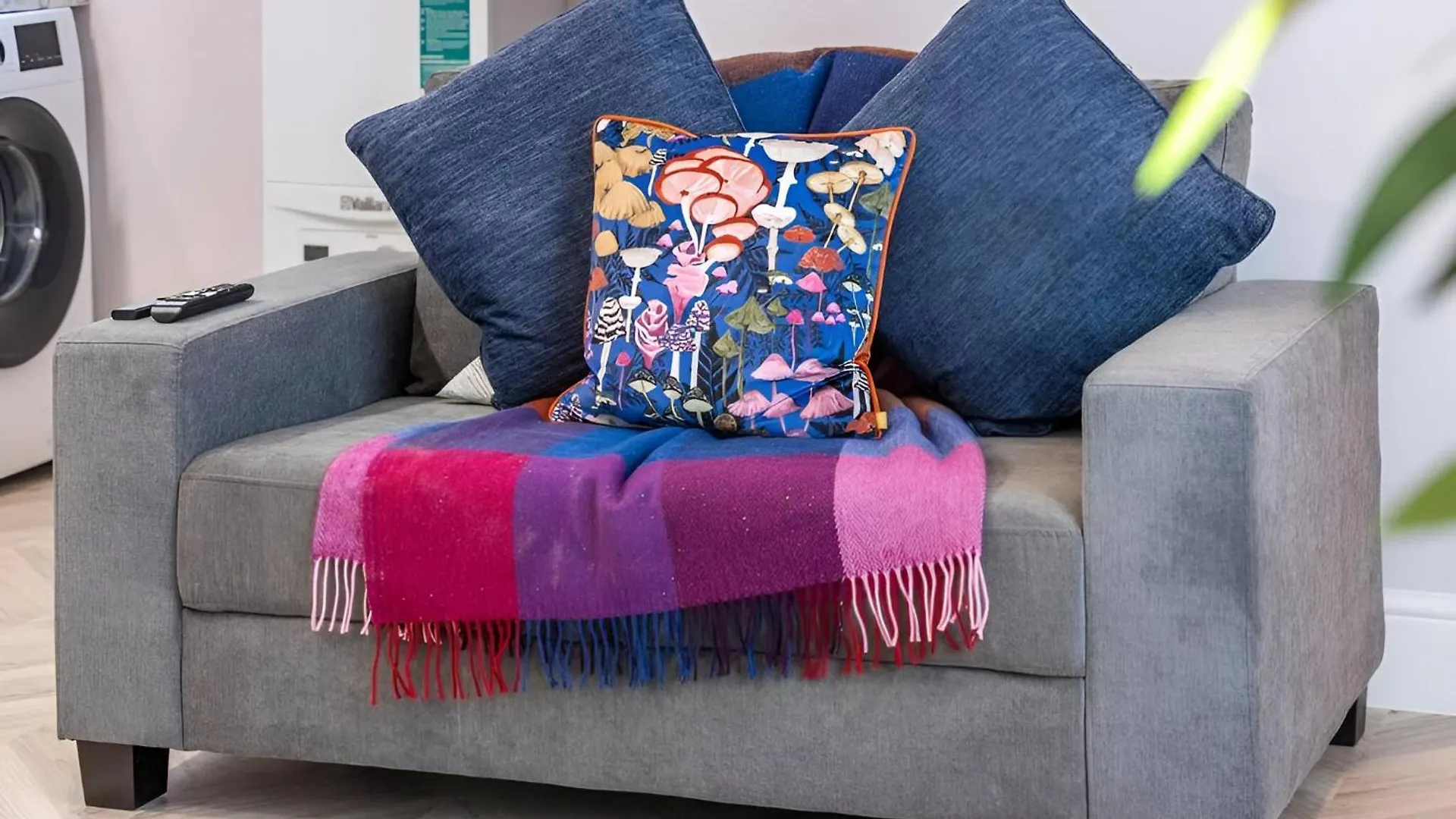 City Sophistication Chic 3-Br For Modern Living London